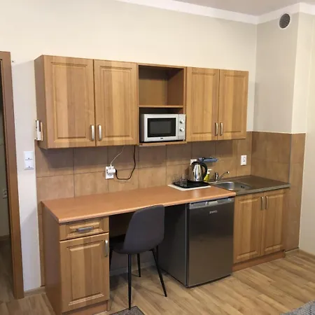 Jn Rzeczna 4 아파트