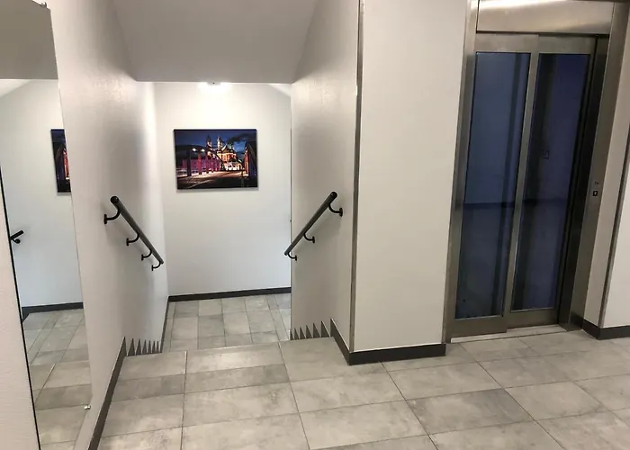 Jn Rzeczna 4 アパート *