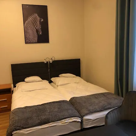 Jn Rzeczna 4 * Познань