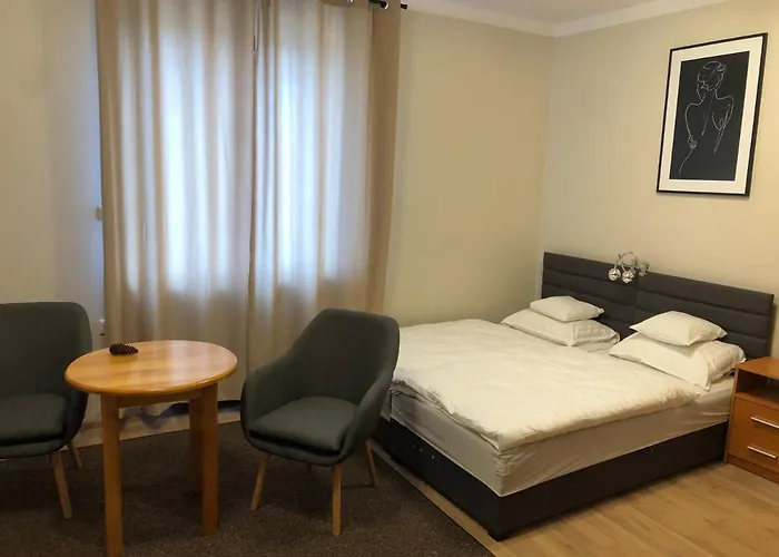 Apartment Jn Rzeczna 4 *